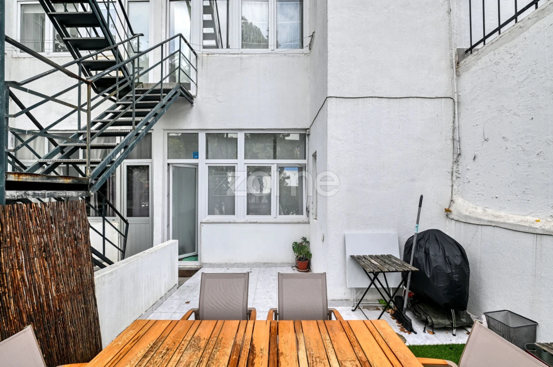 Apartamento T2 para Venda em Avenidas Novas Foto 10
