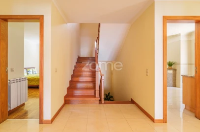 Moradia T4 para Venda em Alcabideche