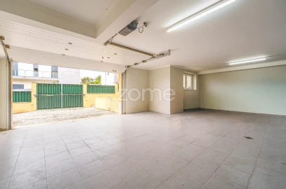 Moradia T4 para Venda em Alcabideche