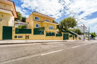 Moradia T4 para Venda em Alcabideche