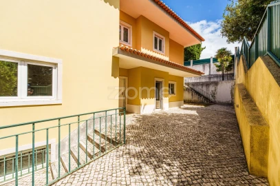 Moradia T4 para Venda em Alcabideche