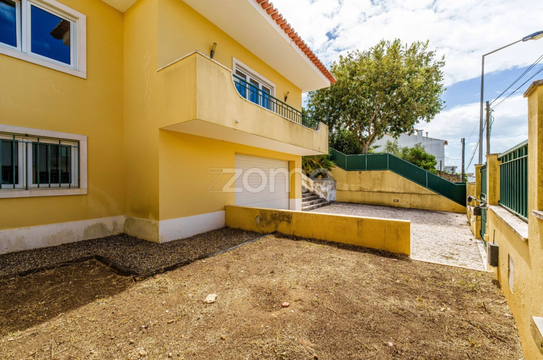 Moradia T4 para Venda em Alcabideche Foto 46
