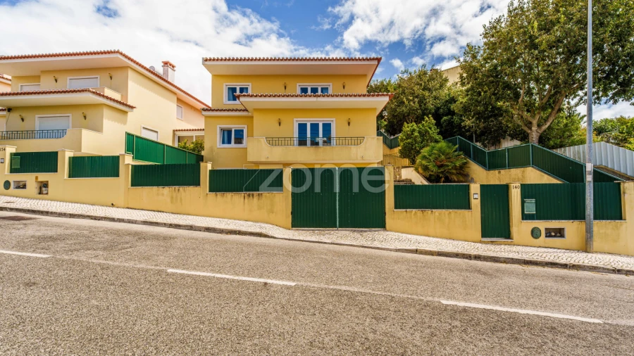 Moradia T4 para Venda em Alcabideche