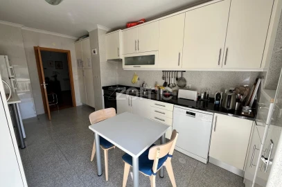 Apartamento T3 para Venda em Viseu
