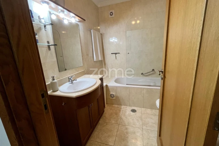 Apartamento T3 para Venda em Viseu Foto 15
