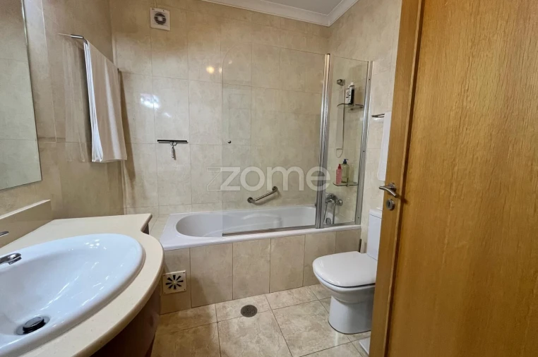 Apartamento T3 para Venda em Viseu Foto 16