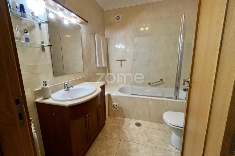 Apartamento T3 para Venda em Viseu Foto 24