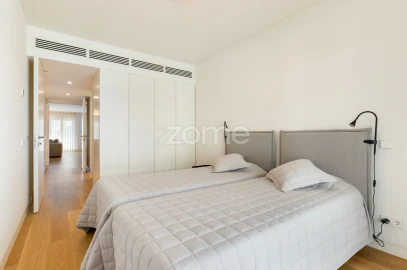 Apartamento T2 para Arrendamento em Ajuda
