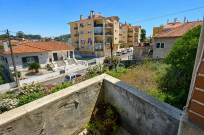 Moradia T4 para Venda em Malveira e São Miguel de Alcainça