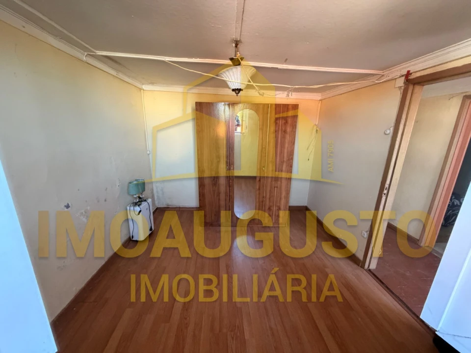 Apartamento T2 para Venda em Guarda Foto 7