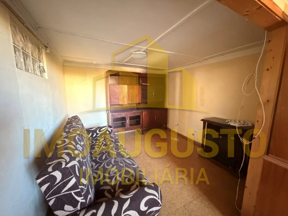 Apartamento T2 para Venda em Guarda Foto 5