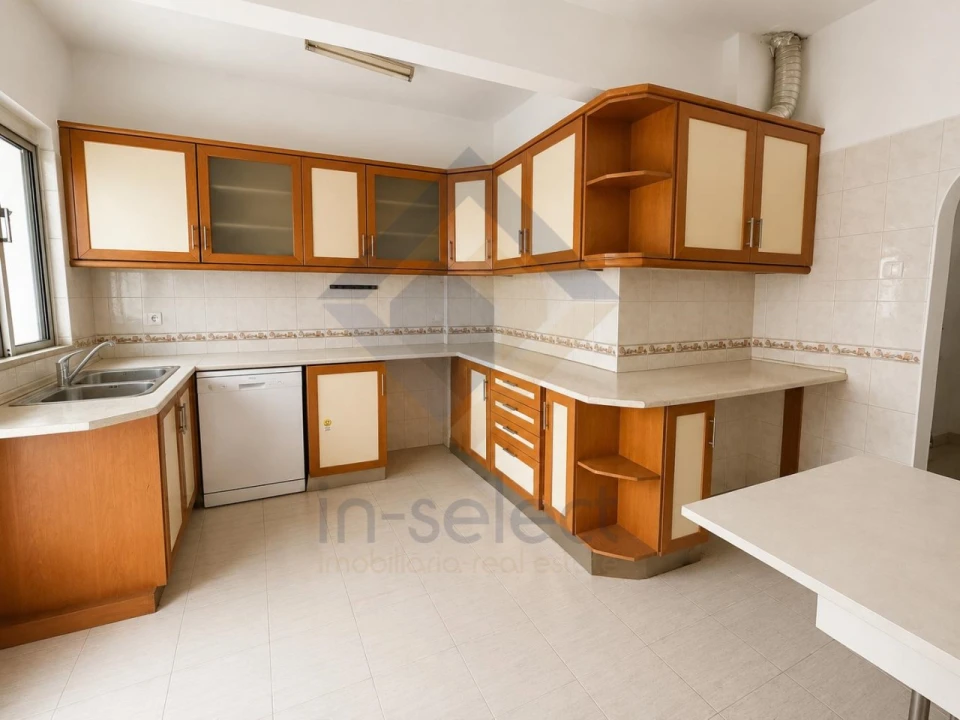 Apartamento T3 para Venda em Faro (Sé e São Pedro) Foto 8