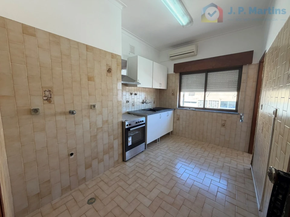 Apartamento T2 para Venda em Barreiro e Lavradio Foto 16
