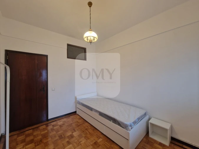 Quarto para Arrendamento em Nossa Senhora da Conceição, São Pedro e São Dinis Foto 2
