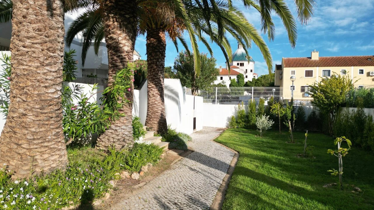 Apartamento T1 para Venda em Quarteira Foto 17