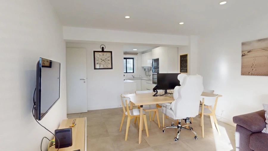 Apartamento T1 para Venda em Quarteira Foto 10