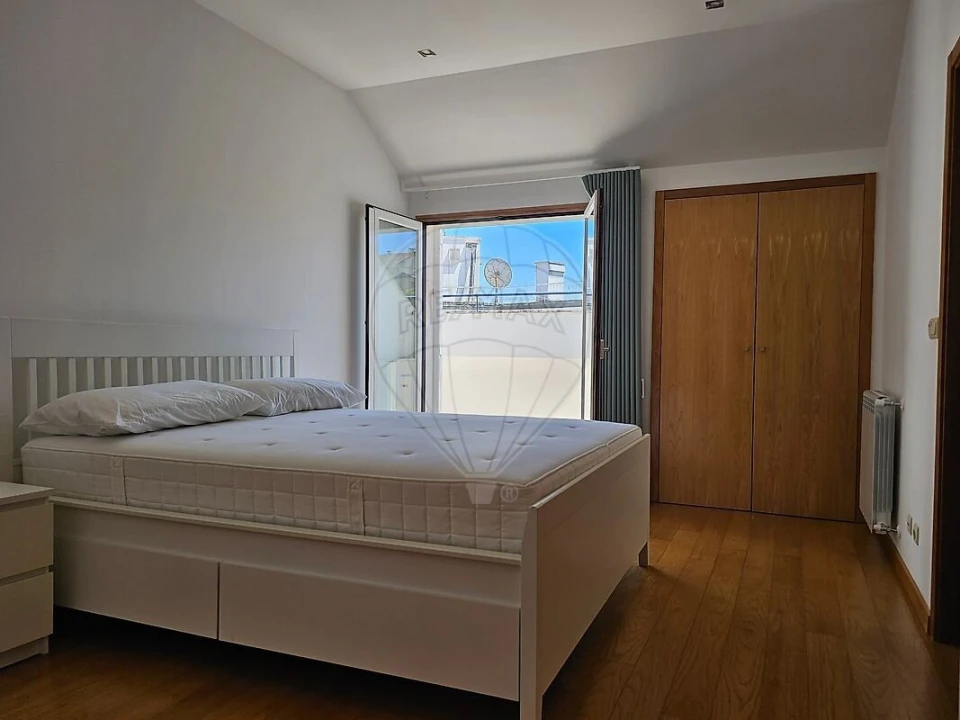 Apartamento T5 para Venda em São Vicente Foto 11