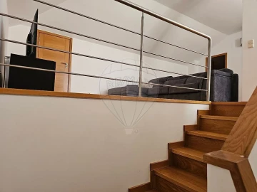 Apartamento T5 para Venda em São Vicente