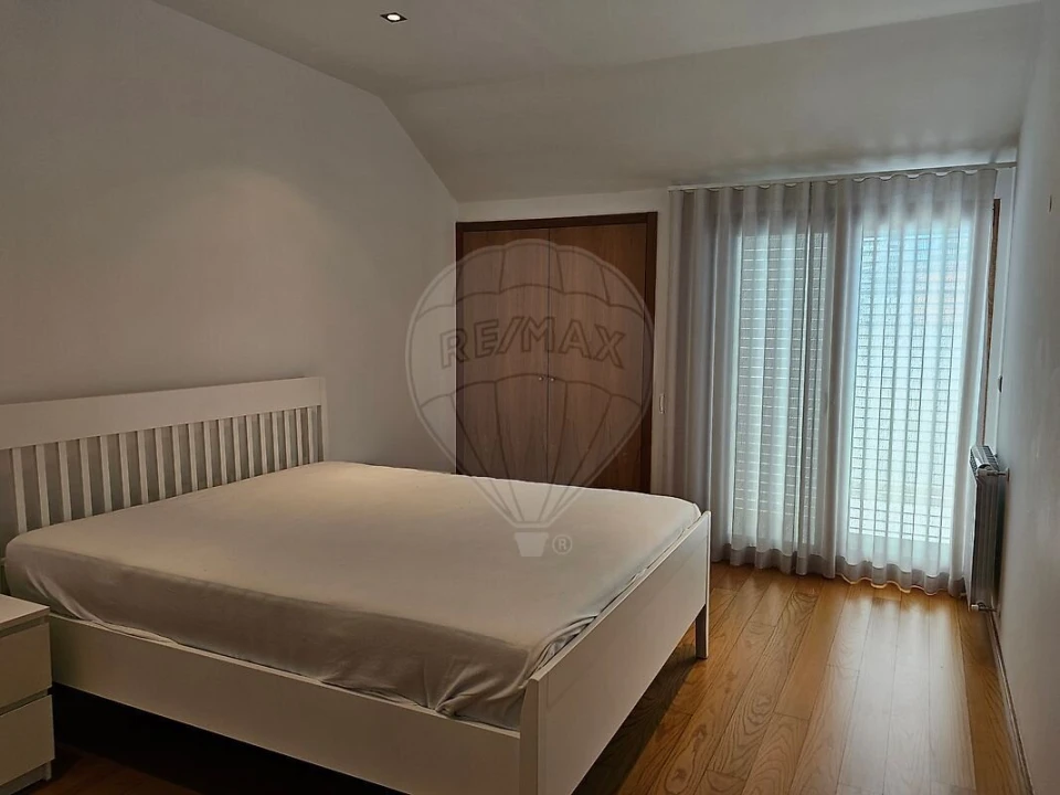 Apartamento T5 para Venda em São Vicente Foto 13