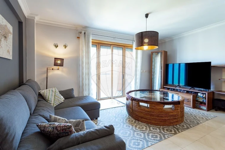 Apartamento T2 para Venda em Odivelas Foto 4