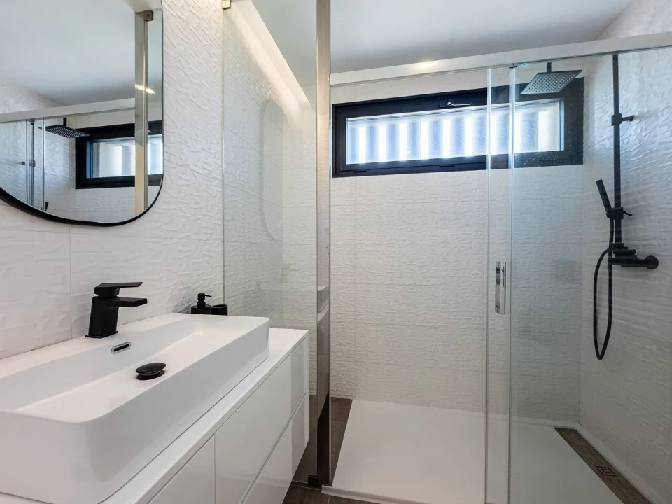 Moradia T3 para Venda em Encarnação Foto 18