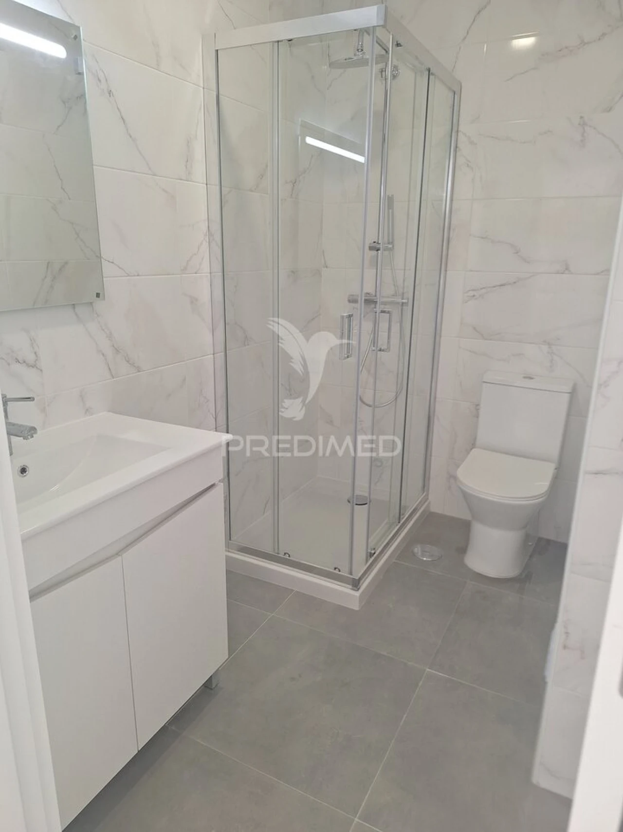 Apartamento T3 para Venda em Massamá e Monte Abraão Foto 15