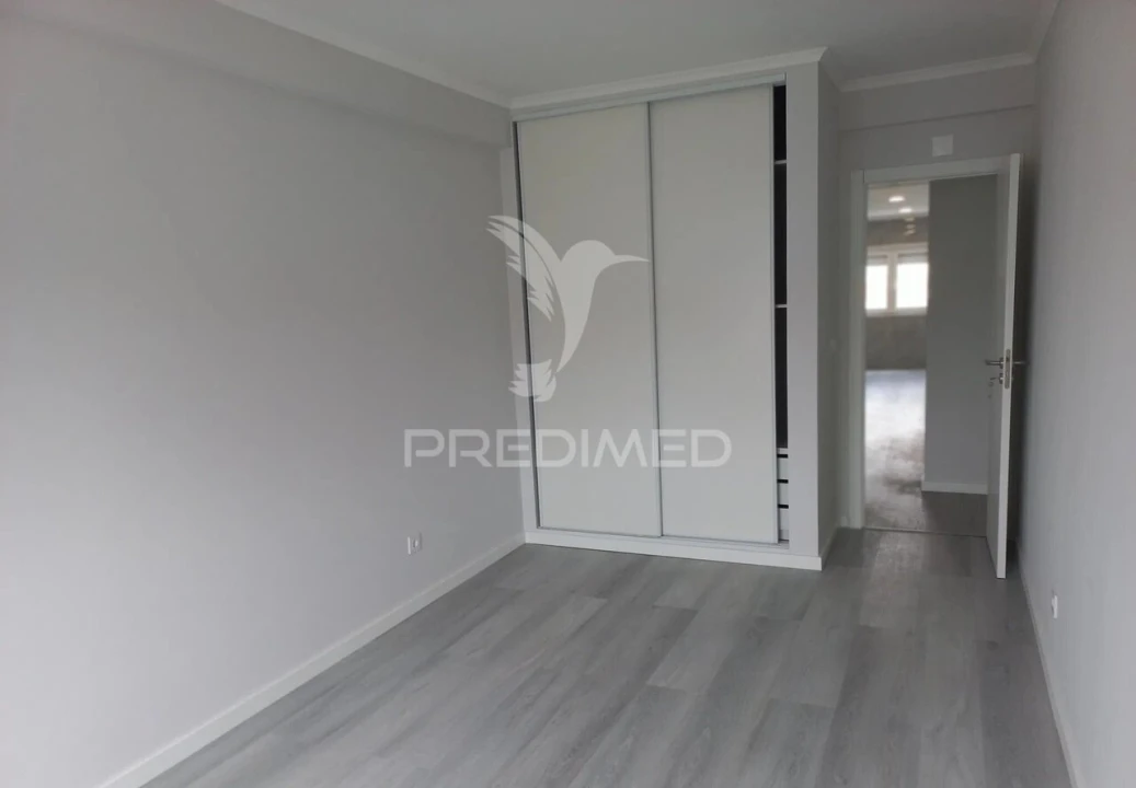 Apartamento T4 para Venda em Amora Foto 19