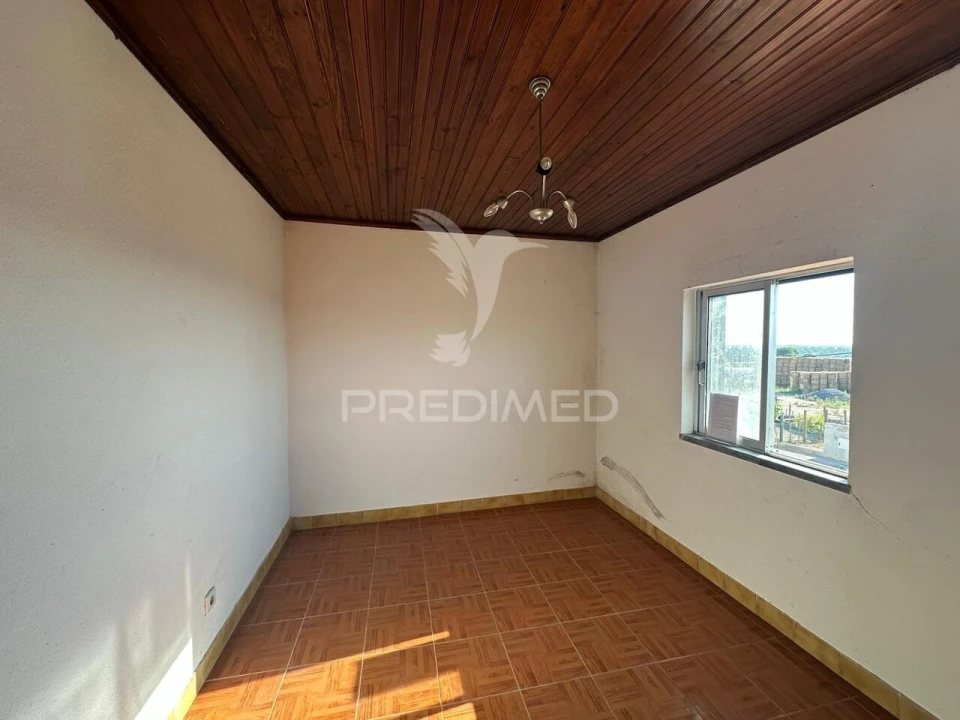 Moradia T4 para Venda em Marvila, Ribeira Santarém, São Salvador, São Nicolau Foto 12