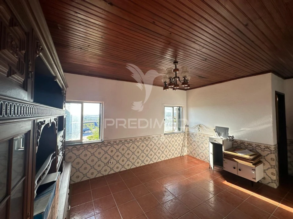Moradia T4 para Venda em Marvila, Ribeira Santarém, São Salvador, São Nicolau Foto 14