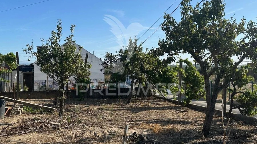 Moradia T4 para Venda em Marvila, Ribeira Santarém, São Salvador, São Nicolau