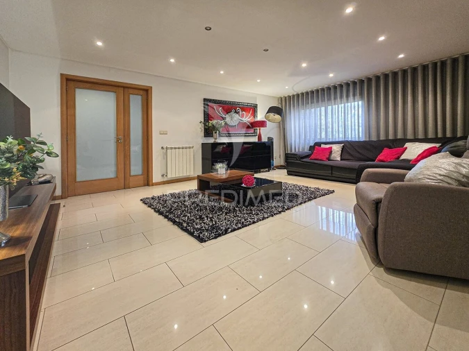Apartamento T3 para Venda em Real, Dume e Semelhe Foto 3
