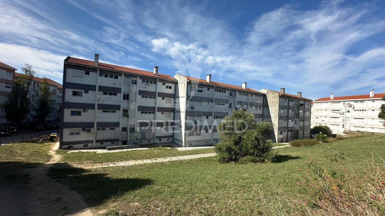 Apartamento T2 para Venda em Olivais Foto 27