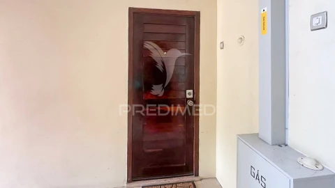 Apartamento T2 para Venda em Olivais