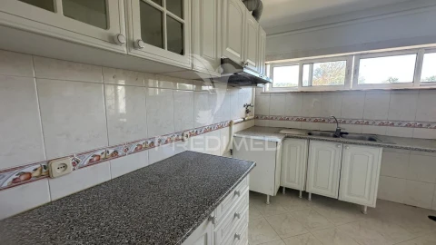 Apartamento T2 para Venda em Olivais