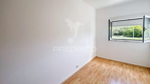 Apartamento T2 para Venda em Olivais