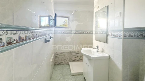 Apartamento T2 para Venda em Olivais