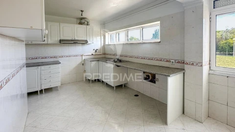 Apartamento T2 para Venda em Olivais