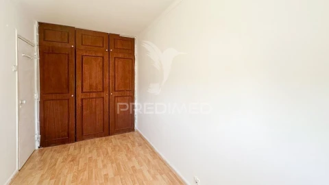Apartamento T2 para Venda em Olivais
