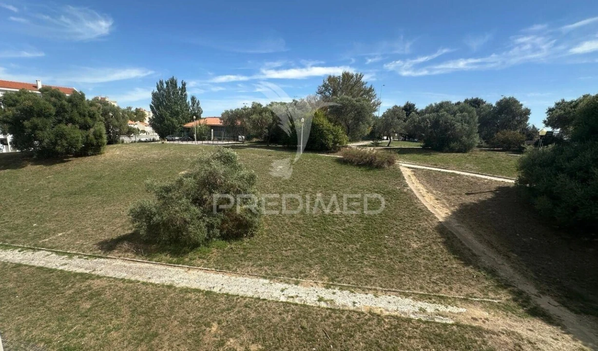 Apartamento T2 para Venda em Olivais Foto 34