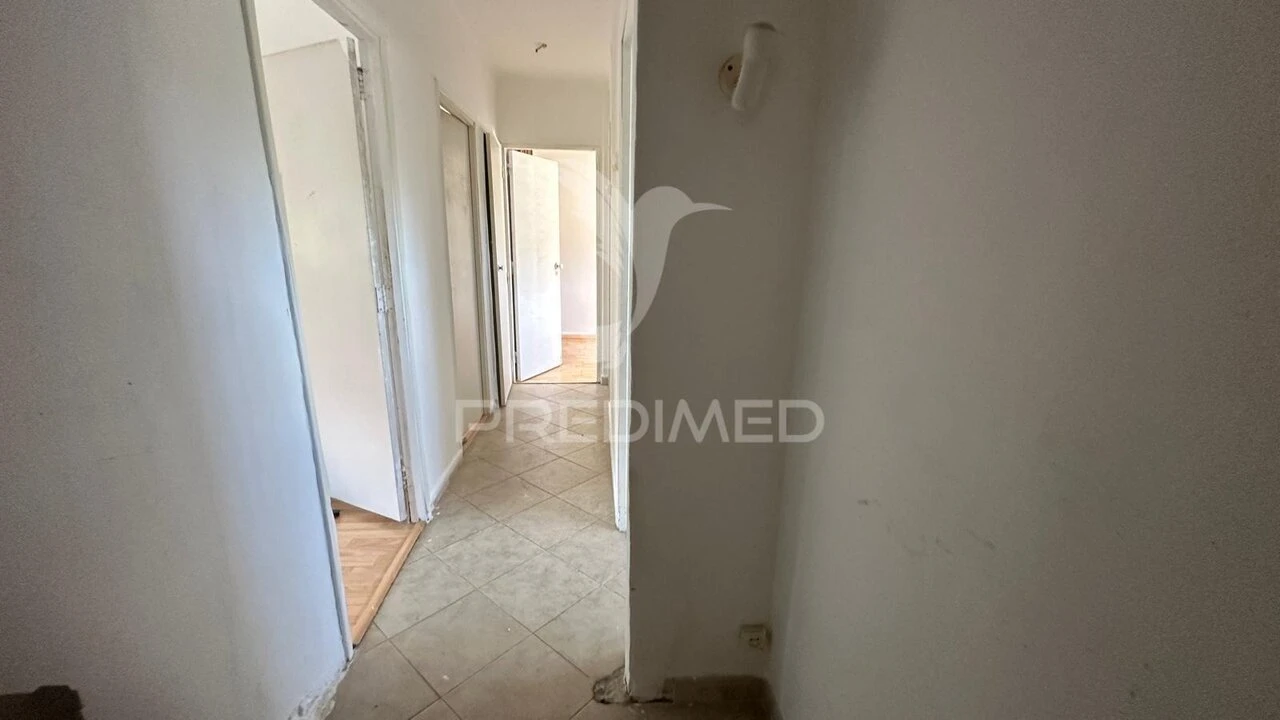 Apartamento T2 para Venda em Olivais Foto 22