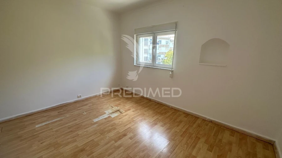 Apartamento T2 para Venda em Olivais Foto 18