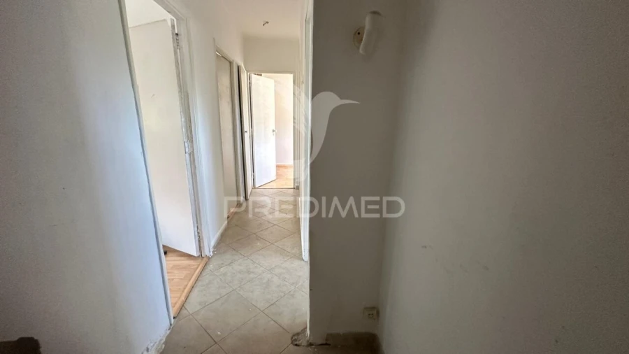 Apartamento T2 para Venda em Olivais Foto 22