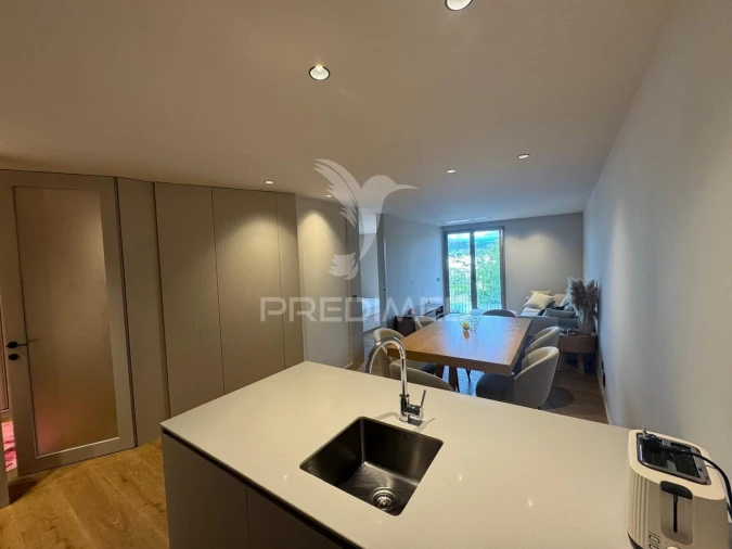 Apartamento T1 para Venda em Caldelas Foto 3