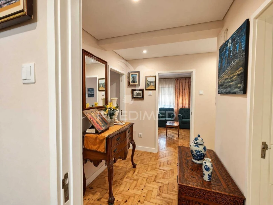 Apartamento T3 para Venda em Guarda Foto 2