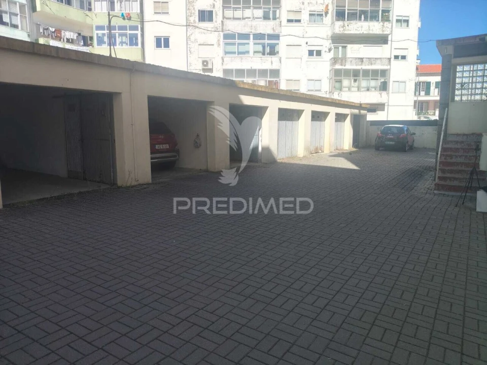 Apartamento T3 para Venda em Guarda Foto 21