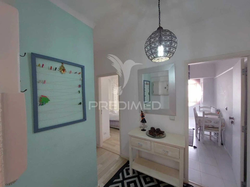 Apartamento T1 para Venda em Quarteira Foto 3