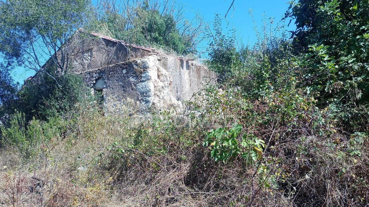 Moradia T0 para Venda em Romeira e Várzea Foto 4