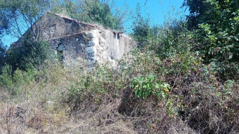 Moradia T0 para Venda em Romeira e Várzea