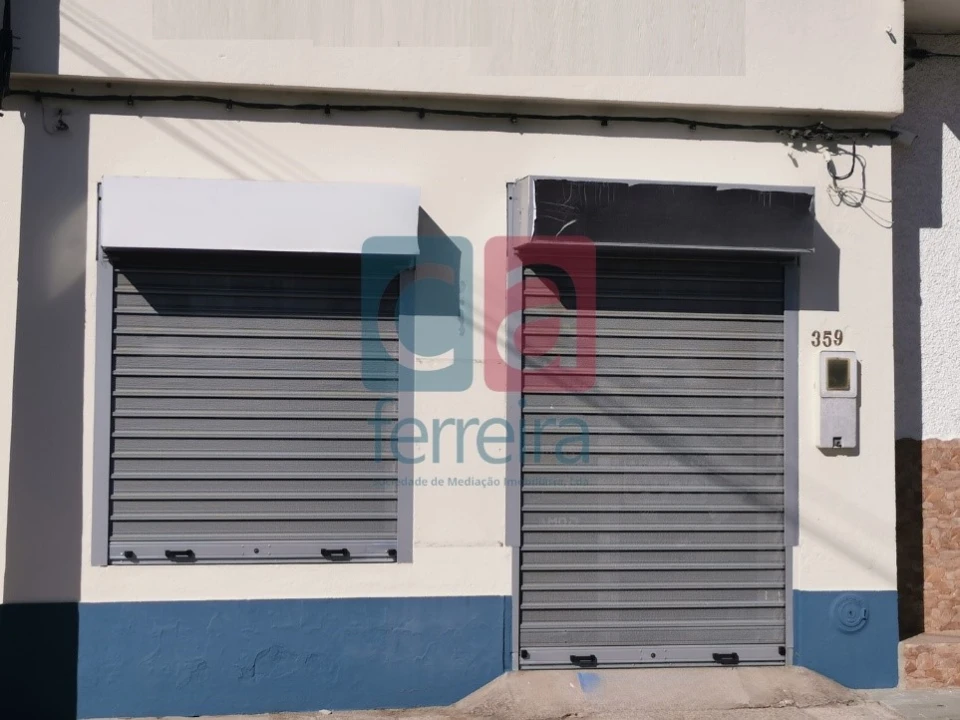 Loja para Arrendamento em Fazendas de Almeirim Foto 1