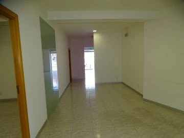Loja para Arrendamento em Caldas da Rainha - Santo Onofre e Serra do Bouro